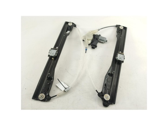 5802487606 5802487607 ELEVALUNAS PUERTA LAT DEL IZQ IVECO Stralis|Desguaces La Cabaña