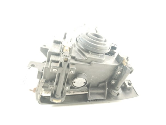 26010MB41A 89320825 FARO DERECHO  NISSAN CABSTAR (F24M, F24W)|Desguaces La Cabaña