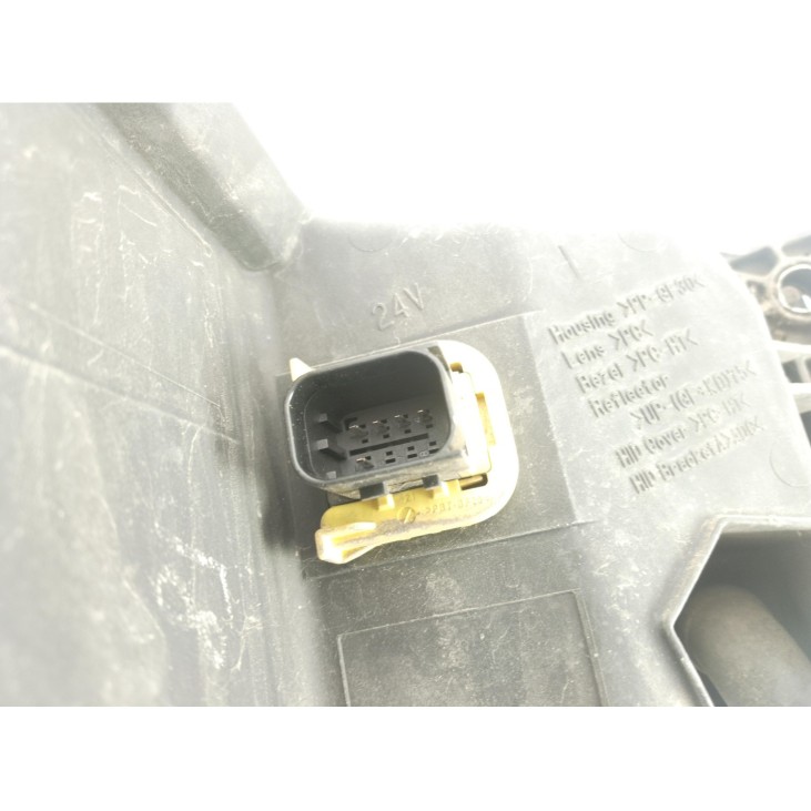 FARO IZQUIERDO  MERCEDES BENZ ACTROS MP4|Desguaces La Cabaña
