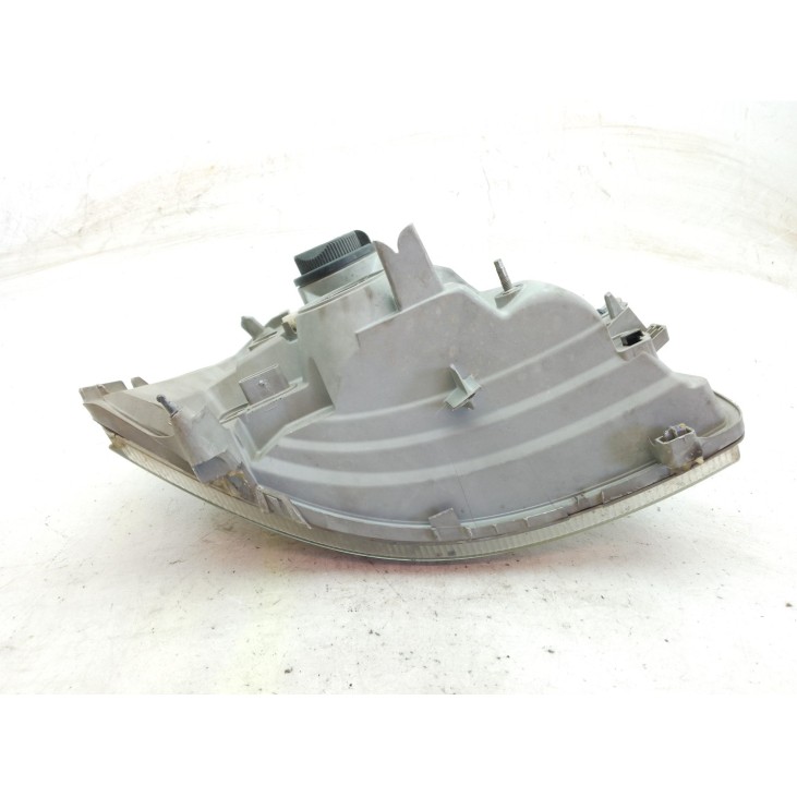 8200163516 FARO IZQUIERDO  RENAULT TRUCKS MASCOTT Caja/Chasis|Desguaces La Cabaña