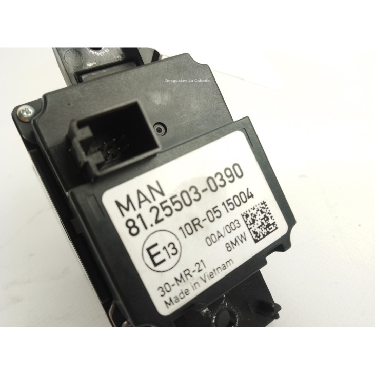 81255030390 INTERRUPTOR FRENO MANO ELECTRICO MAN TGX II|Desguaces La Cabaña