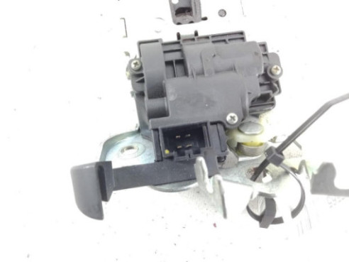 8K9827505 CERRADURA PORTON / TAPA MALETA AUDI A3 Sportback (8PA) |Desguaces La Cabaña
