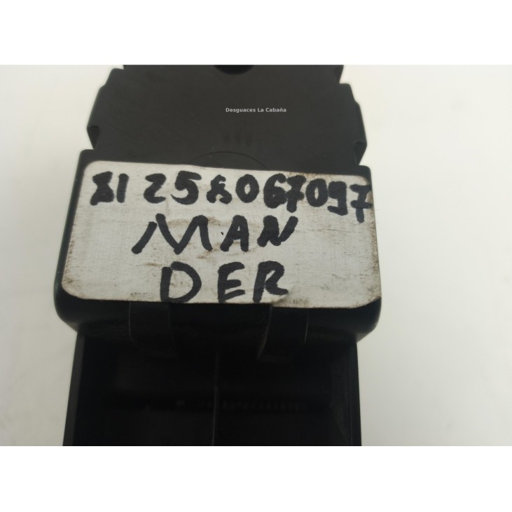  81258067097 MANDO ELEVALUNAS PUERTA LAT DEL DER  MAN TGA|Desguaces La Cabaña