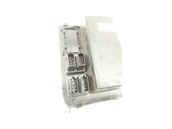 81617010316 MANDO ELEVALUNAS PUERTA LAT DEL IZQ  MAN TGX|Desguaces La Cabaña