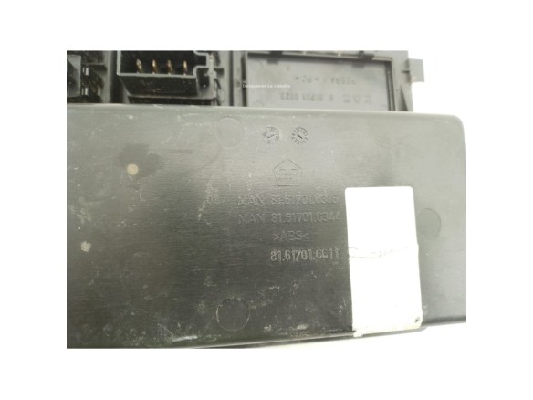 81617010316 MANDO ELEVALUNAS PUERTA LAT DEL IZQ  MAN TGX|Desguaces La Cabaña