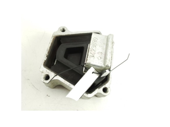 41272823 SOPORTE MOTOR INF IVECO Stralis|Desguaces La Cabaña
