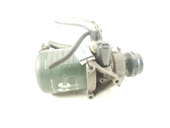 81521026370 VALVULA FILTRO SECANTE MAN TGX|Desguaces La Cabaña