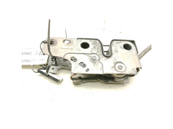 1Q1823509E CERRADURA CAPO VW EOS (1F7, 1F8)|Desguaces La Cabaña