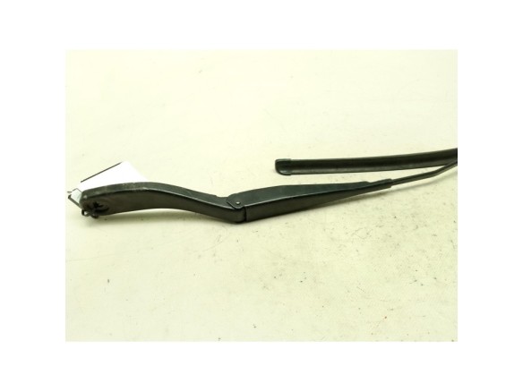 BRAZO LIMPIAPARABRISAS DEL IZQ VOLVO V50 (545)|Desguaces La Cabaña