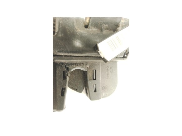 CERRADURA PORTON / TAPA MALETA VW GOLF IV (1J1)|Desguaces La Cabaña