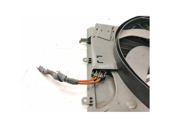 A2049066802 ELECTROVENTILADOR MERCEDES BENZ CLASE E (W212)|Desguaces La Cabaña