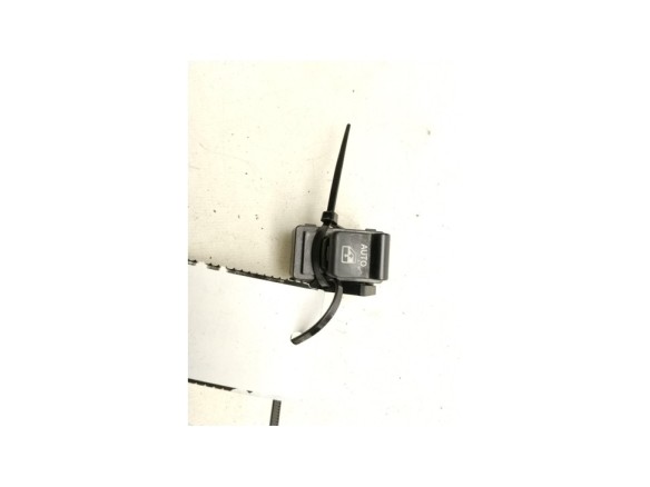 0000735603932 MANDO ELEVALUNAS PUERTA LAT DEL DER JEEP RENEGADE Todo terreno, cerrada (BU)|Desguaces La Cabaña
