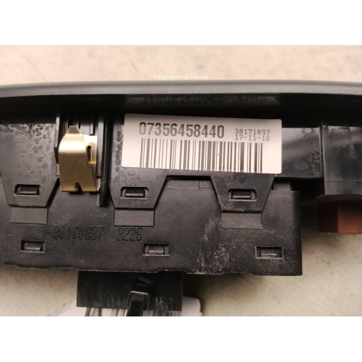 0000735698066 MANDO ELEVALUNAS PUERTA LAT DEL IZQ JEEP RENEGADE Todo terreno, cerrada (BU)|Desguaces La Cabaña