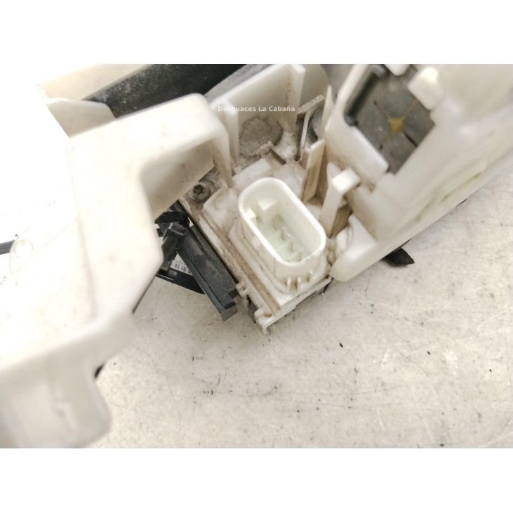 0000052139902 CERRADURA PUERTA LAT DEL IZQ JEEP RENEGADE Todo terreno, cerrada (BU)|Desguaces La Cabaña