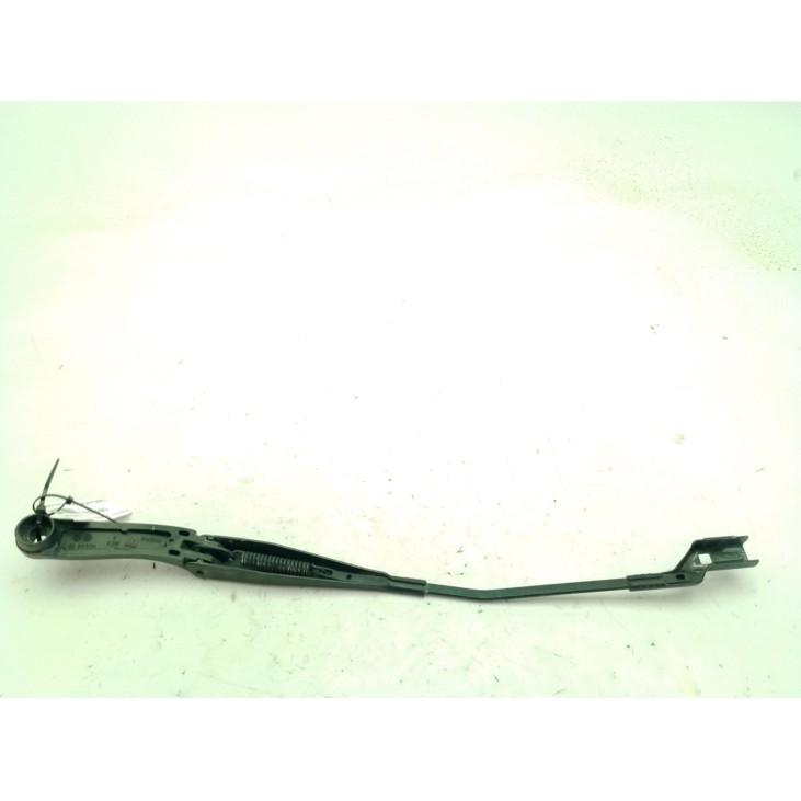 0000051953963 BRAZO LIMPIAPARABRISAS DEL DER JEEP RENEGADE Todo terreno, cerrada (BU)|Desguaces La Cabaña