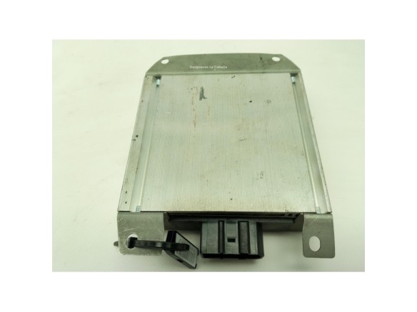 8E9035223D AMPLIFICADOR ANTENA AUDI A4 (8EC, B7)|Desguaces La Cabaña