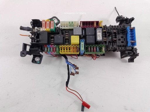 CAJA FUSIBLES INTERIOR (BSI)|Desguaces La Cabaña