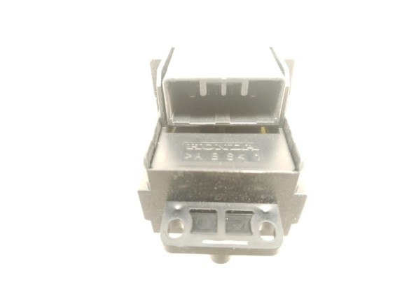 MANDO ELEVALUNAS PUERTA LAT TRA DER HONDA CIVIC VIII Hatchback (FN, FK)|Desguaces La Cabaña