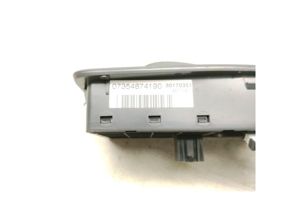 0000735421710 MANDO ELEVALUNAS PUERTA LAT DEL IZQ FIAT DUCATO Furgón (250_, 290_)|Desguaces La Cabaña