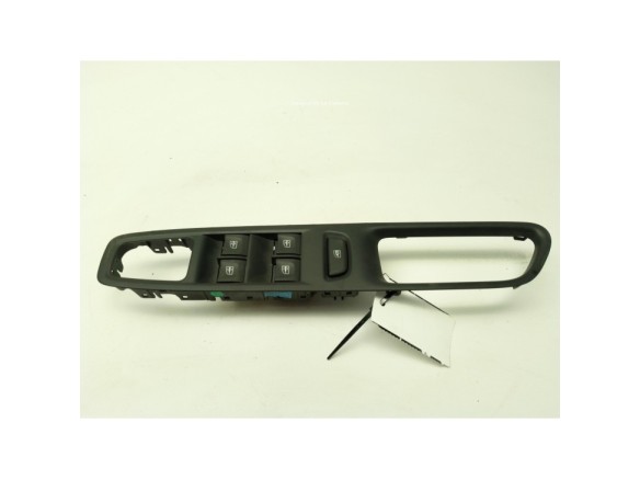 MANDO ELEVALUNAS PUERTA LAT DEL IZQ RENAULT CLIO IV (BH_)|Desguaces La Cabaña