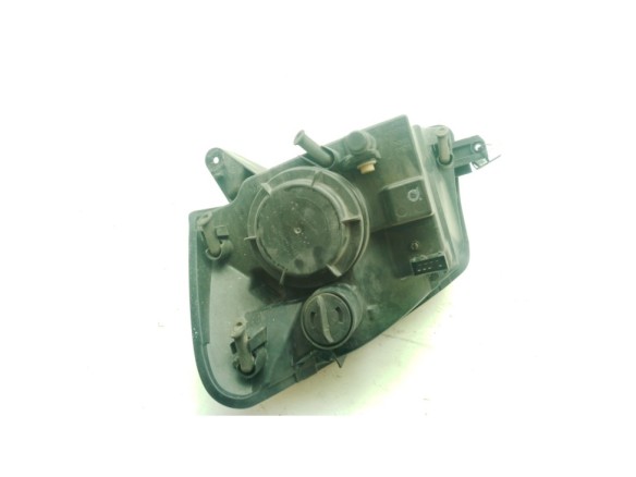 6205AW FARO DERECHO PEUGEOT PARTNER Caja/Chasis|Desguaces La Cabaña