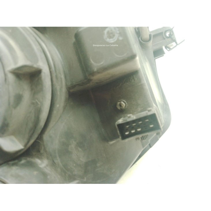 6205AW FARO DERECHO PEUGEOT PARTNER Caja/Chasis|Desguaces La Cabaña