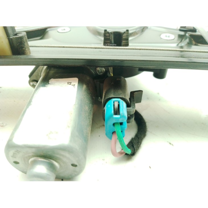   ELEVALUNAS PUERTA LAT DEL DER IVECO DAILY VI Caja/Chasis|Desguaces La Cabaña