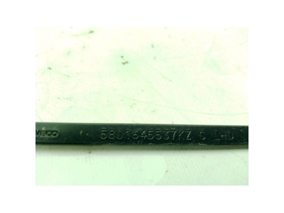 5801645537KZ BRAZO LIMPIAPARABRISAS DEL DER IVECO DAILY VI Caja/Chasis|Desguaces La Cabaña