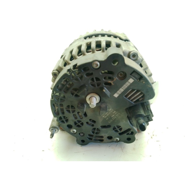 03L903024J, 03G903023 ALTERNADOR VW PASSAT (3C2)|Desguaces La Cabaña