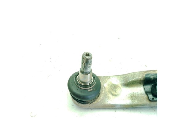 A2463304800 BRAZO SUSPENSION DEL DER INF MERCEDES BENZ CLASE A (W176)|Desguaces La Cabaña