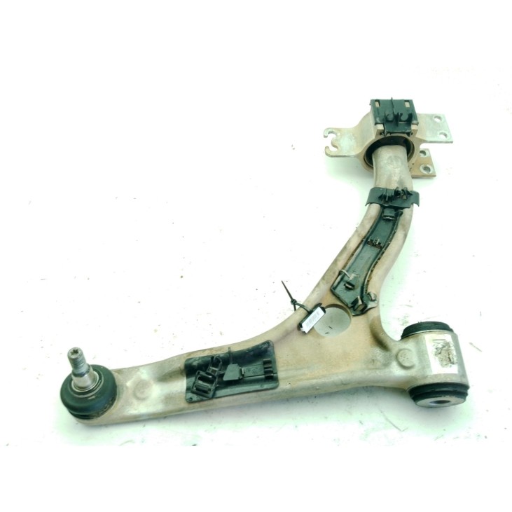 A2463304800 BRAZO SUSPENSION DEL DER INF MERCEDES BENZ CLASE A (W176)|Desguaces La Cabaña
