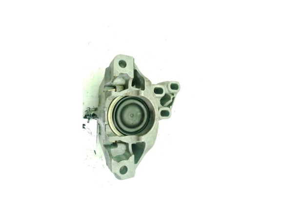   SOPORTE MOTOR IZQ MERCEDES BENZ CLASE A (W176)|Desguaces La Cabaña