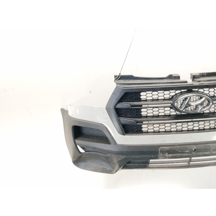 PARAGOLPES DEL HYUNDAI H350 Furgón|Desguaces La Cabaña