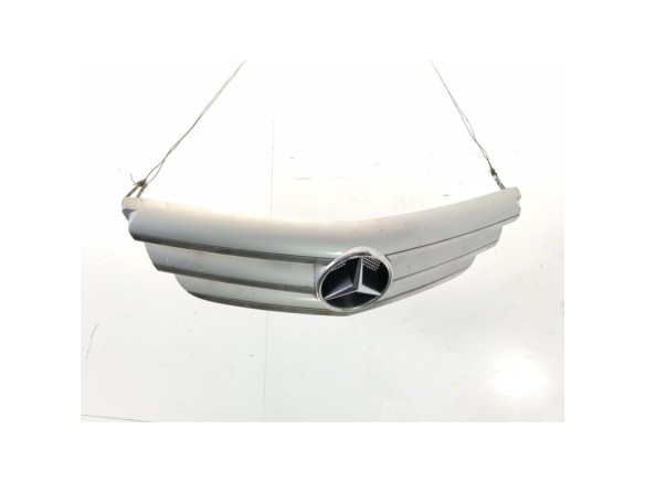 A1698800883 REJILLA / CALANDRA MERCEDES BENZ CLASE B (W245)|Desguaces La Cabaña