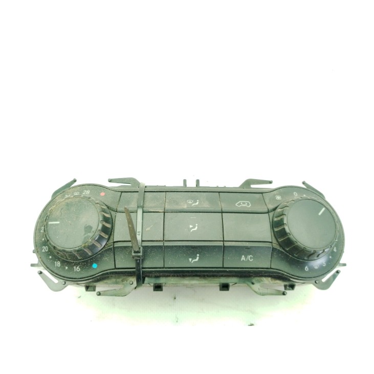 A4479000305, A4479001408 MANDO CLIMA MERCEDES BENZ VITO Furgón (W447)|Desguaces La Cabaña