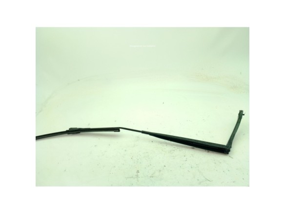 A4478200200 BRAZO LIMPIAPARABRISAS DEL DER MERCEDES BENZ VITO Furgón (W447)|Desguaces La Cabaña