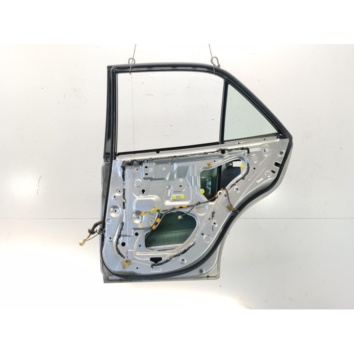 6700353011 PUERTA LAT TRA DER LEXUS IS I (_E1_)|Desguaces La Cabaña