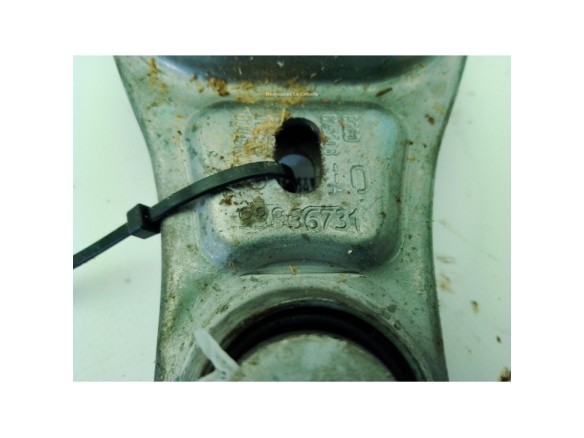 112310489R SOPORTE MOTOR INF RENAULT TRAFIC III Furgón (FG_)|Desguaces La Cabaña