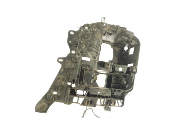 81416106759 SOPORTE FARO IZQ MAN TGX|Desguaces La Cabaña
