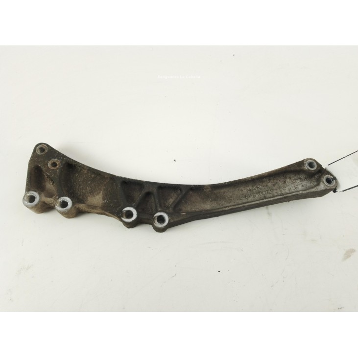 81615110023 SOPORTE ESTRIBO IZQ MAN TGX II|Desguaces La Cabaña