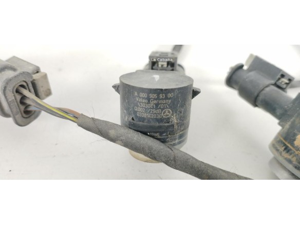 A0009059300 SENSOR PARKING TRA CENTRAL DER MERCEDES BENZ CLASE C (W205) |Desguaces La Cabaña