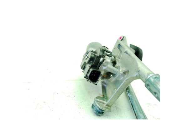 85110K0120 MOTOR LIMPIAPARABRISAS DEL TOYOTA YARIS CROSS (MXP_)|Desguaces La Cabaña