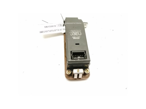   MANDO ELEVALUNAS PUERTA LAT DEL IZQ MITSUBISHI GALLOPER (JK-01)|Desguaces La Cabaña