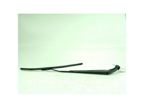 852210D240 BRAZO LIMPIAPARABRISAS DEL IZQ TOYOTA YARIS CROSS (MXP_)|Desguaces La Cabaña