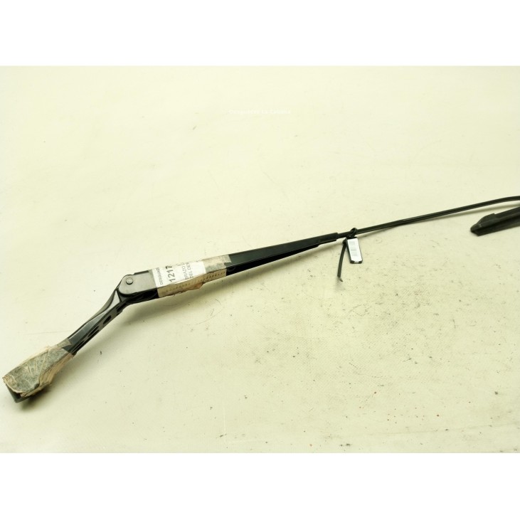 BRAZO LIMPIAPARABRISAS DEL DER NISSAN PULSAR Fastback (C13)|Desguaces La Cabaña