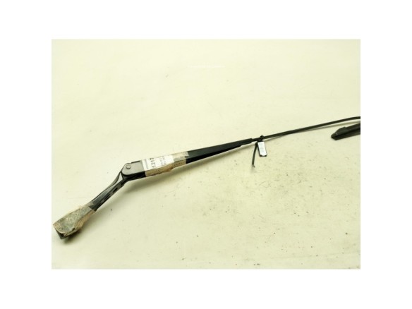 BRAZO LIMPIAPARABRISAS DEL DER NISSAN PULSAR Fastback (C13)|Desguaces La Cabaña