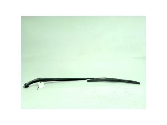 852110D290 BRAZO LIMPIAPARABRISAS DEL DER TOYOTA YARIS CROSS (MXP_)|Desguaces La Cabaña
