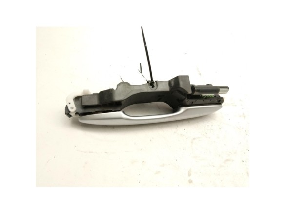 6921102934 MANILLA PUERTA LAT TRA IZQ EXT TOYOTA YARIS CROSS (MXP_)|Desguaces La Cabaña
