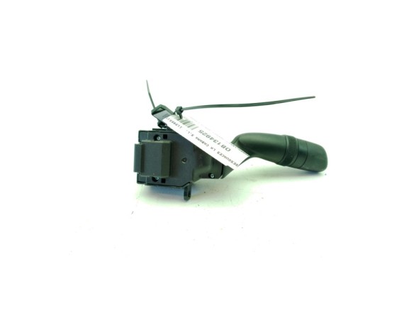 8432902040 MANDO LUCES TOYOTA YARIS CROSS (MXP_)|Desguaces La Cabaña