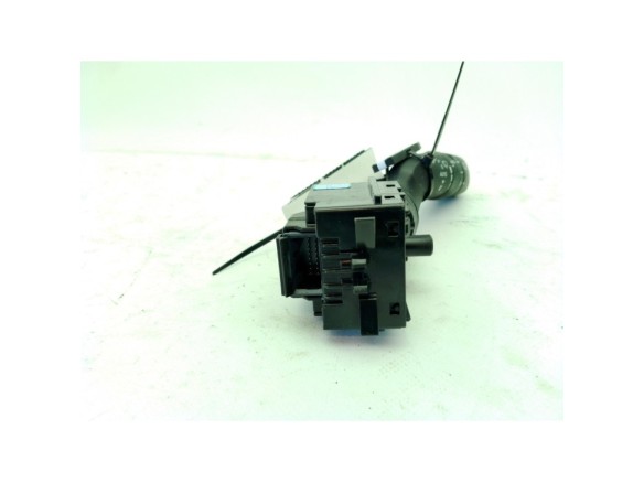 8465202A30 MANDO LIMPIAPARABRISAS TOYOTA YARIS CROSS (MXP_)|Desguaces La Cabaña